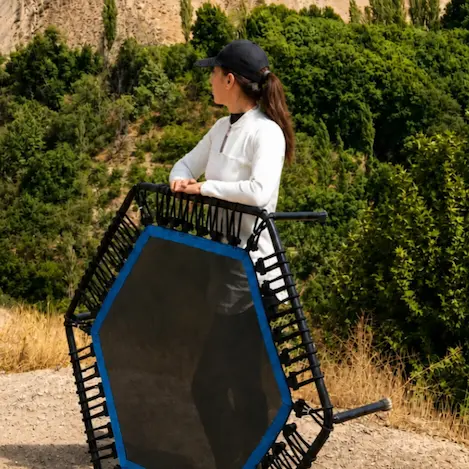 کبری حسن زاده مربی جامپینگ فیتنس در تهران